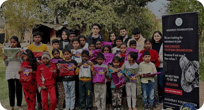 Pararthya SDECS education program with children and volunteers